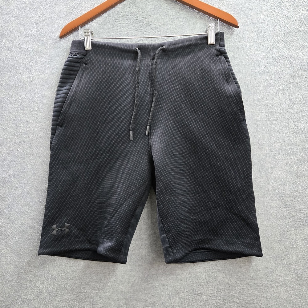 Under Armour Men Activewear Shorts M Black Athletic Shorts Sweat Logo